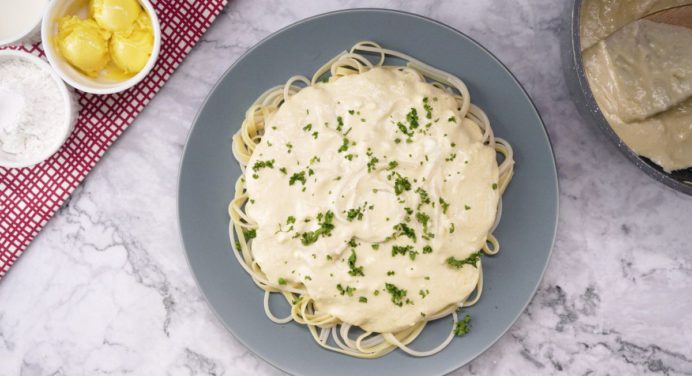 Realiza una exquisita salsa blanca en tan solo pocos minutos