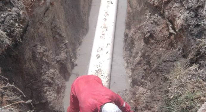 Reemplazan 21 metros de colector en la avenida Fuerzas Armadas de Maturín