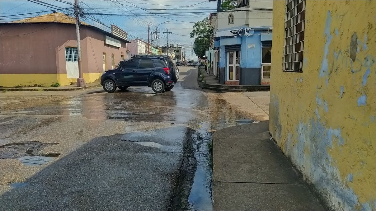 vecinos de la calle junin con barreto exigen ayuda por desborde de aguas servidas laverdaddemonagas.com eb0171b1 4e82 4264 86bd e301a5b16da9