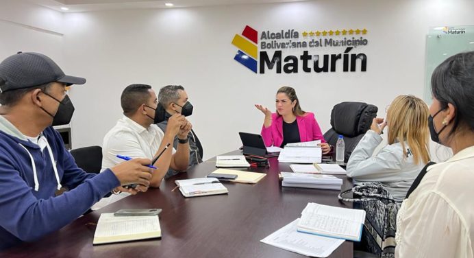 Alcaldesa Fuentes evalúa resultados de 6 meses de gestión