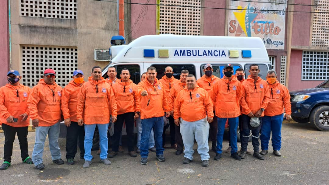alcaldia de sotillo recupera ambulancia y dota de chaquetas a funcionarios de proteccion civil laverdaddemonagas.com ambulancia sotillo