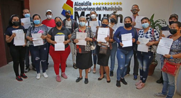 Ana Fuentes continúa entregando ayudas para garantizar la salud de los maturineses