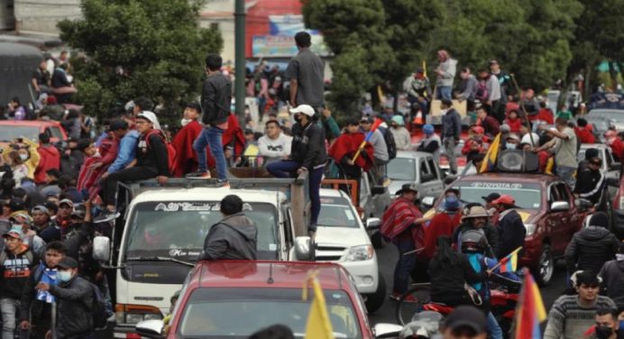 Campesinos ingresaron a Quito ante el paro nacional convocado por la Conaie