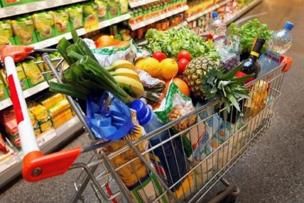 Canasta alimentaria se ubicó en $477,52 y el salario mínimo alcanza para un 5%