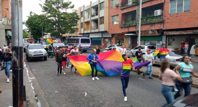 Comunidad LGBT marchó en el día mundial del orgullo en Maturín