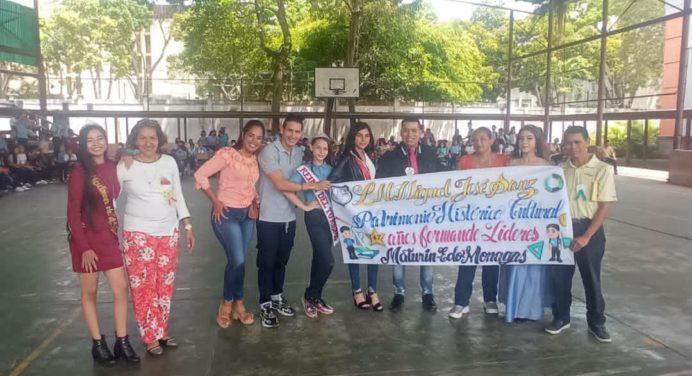 L.N Miguel José Sanz culminó aniversario reconociendo a docentes y estudiantes