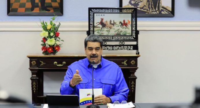 Maduro anunció retorno a clases tras paso del ciclón