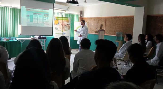 Médicos reciben taller de insulinización en el Humnt