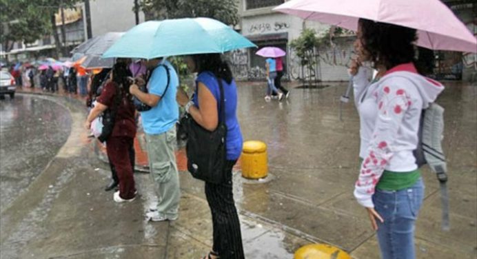 ¡Paragua en mano! Lluvias siguen en gran parte del territorio venezolano