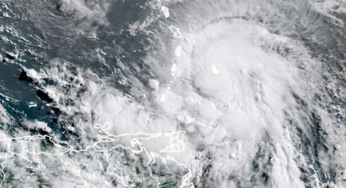 Potencial ciclón tropical 2 se ubica al norte de la Guajira colombiana