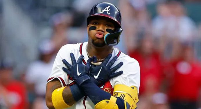 Ronald Acuña conectó dos jonrones ante Oakland