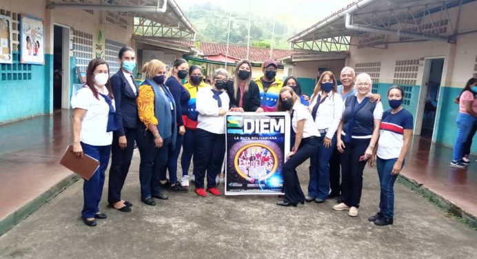 Ruta Bolivariana inspeccionó siete escuelas de Caripe