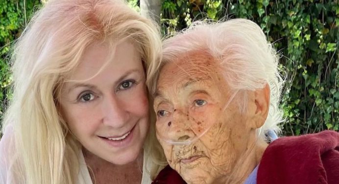 ¡Triste noticia! Muere la abuelita de Laura Zapata y Thalía