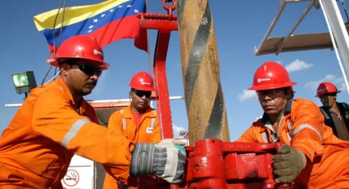 Venezuela pierde $18 millones diarios en venta petrolera por sanciones
