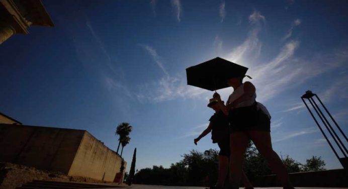 300 muertos en el sur de Europa por ola de calor que va al norte￼￼