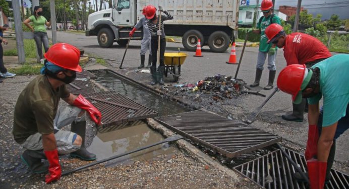 Alcaldía de Maturín arrancó programa de saneamiento de alcantarillas