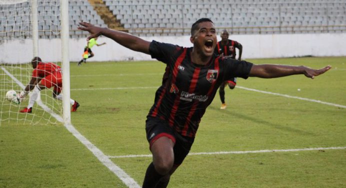 Atlético La Cruz sumó un punto para acercarse a la clasificación