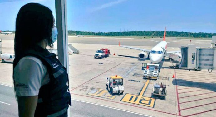 INAC pone en marcha sistema de Biocheck para el ingreso de viajeros al país