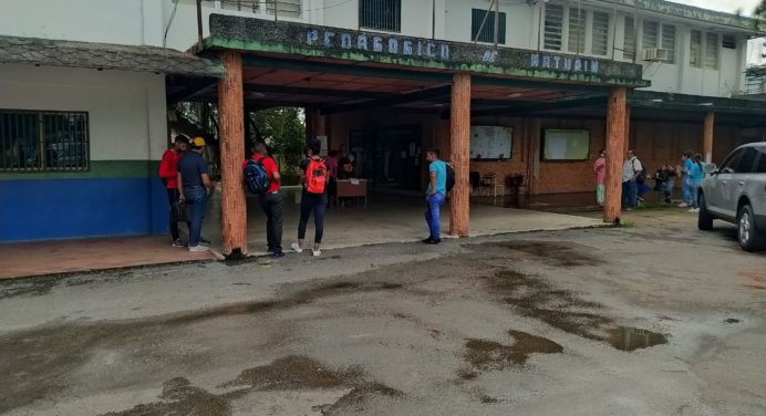 Más de 300 estudiantes optan por cupo en pregrado y postgrado en la Upel Maturín