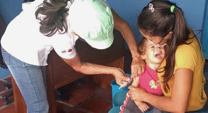 Monagas aplica 955 dosis de vacunas en Jornada de Salud Integral en atención a las Bricomiles