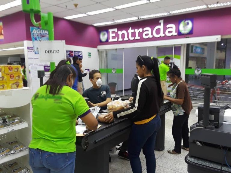 6 tipos de clientes y como atenderlos en tu negocio laverdaddemonagas.com compras nerviosas venezuela coronavirus 768x576 1