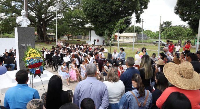 Actos protocolares marcaron festividades del 152 aniversario de El Furrial