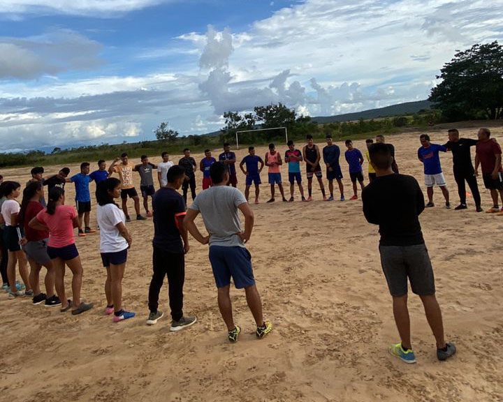 atletico la cruz lleva clinica y dotacion deportiva a comunidades indigenas en la gran sabana laverdaddemonagas.com