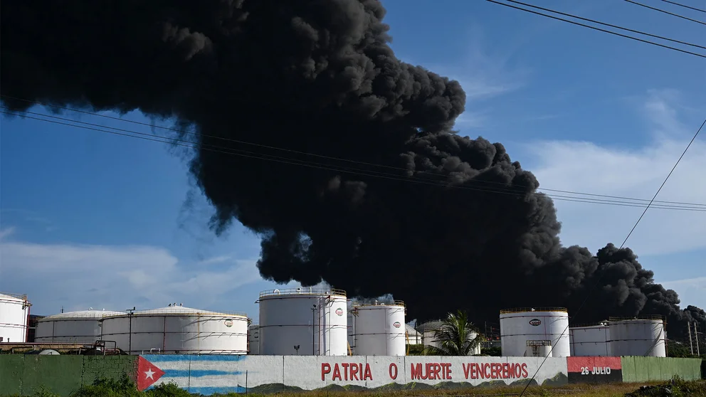 colapsa segundo tanque petrolero durante incendio en cuba mexico y venezuela enviaron ayuda laverdaddemonagas.com