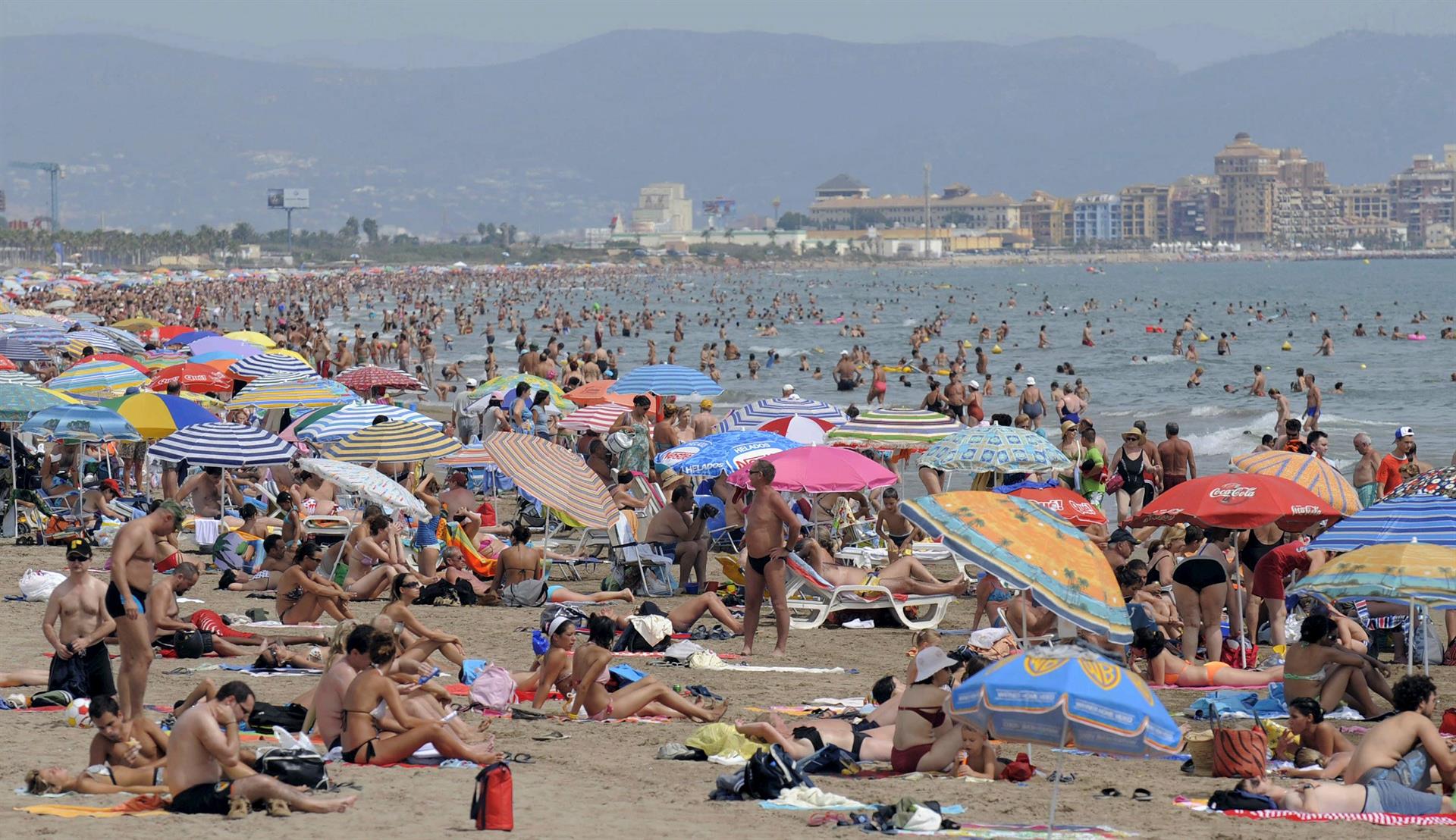 Mar Mediterráneo alcanza su mayor temperatura en 28 años por ola de calor