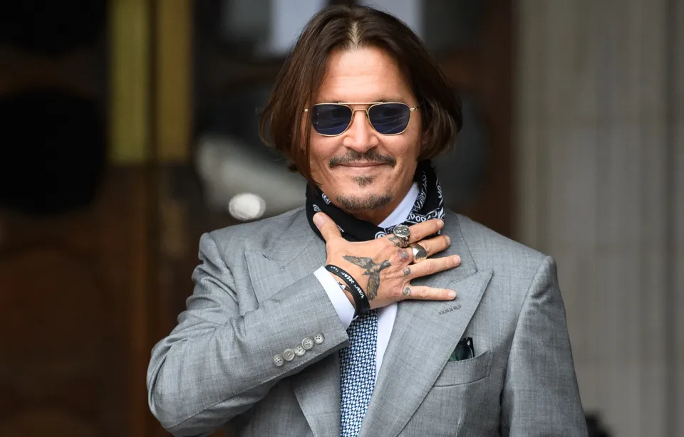 Johnny Depp volverá a dirigir una película 25 años después