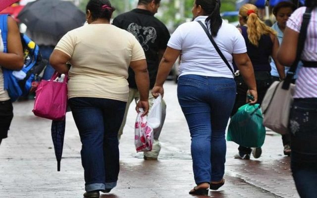 La obesidad es el problema de salud más frecuente en la mujer