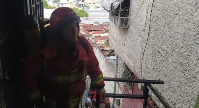 Dos infantes fallecieron al incendiarse la vivienda donde residían