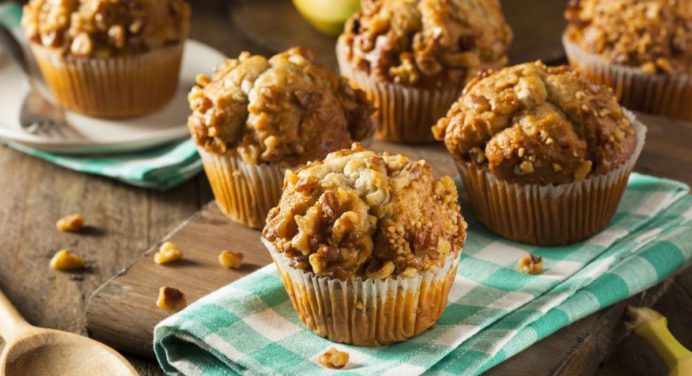 Prepara unos ricos muffins de avena y cambur en tan solo 4 sencillos pasos