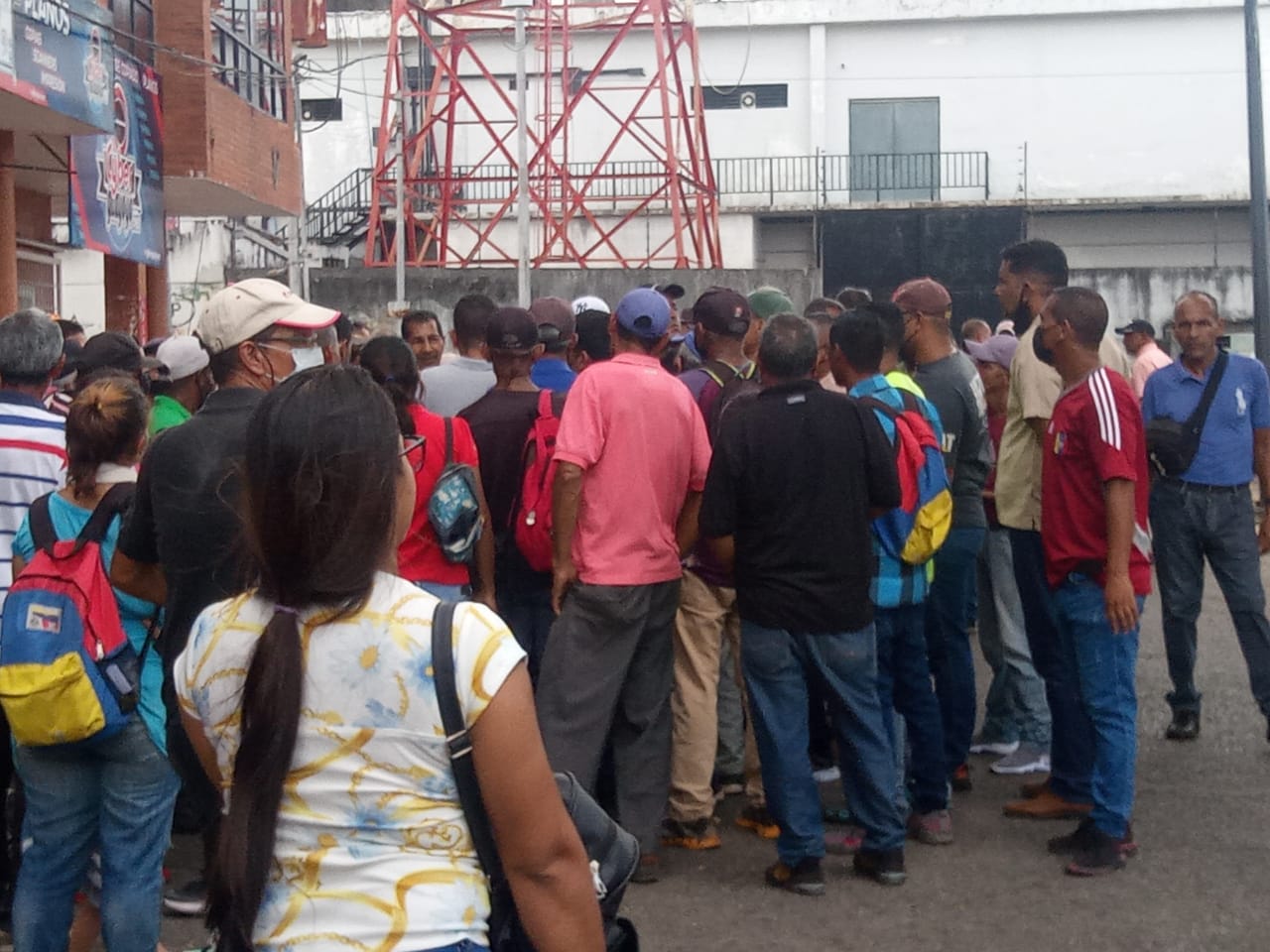Trabajadores de la Alcaldía de Maturín protestan por beneficios