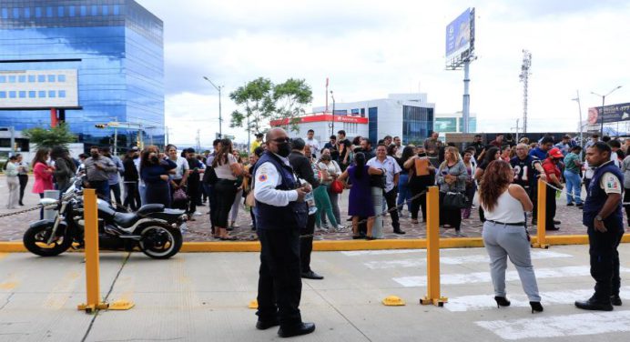 800 réplicas se han registrado en México luego del sismo de 7,7