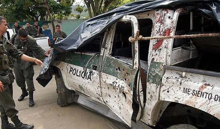 asesinan a 8 policias colombianos en una emboscada laverdaddemonagas.com policias2