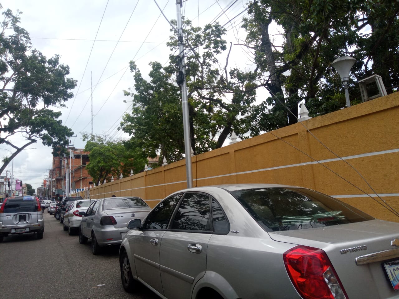 Reordenamiento vial por la calle Azcúe hay que evaluarlo