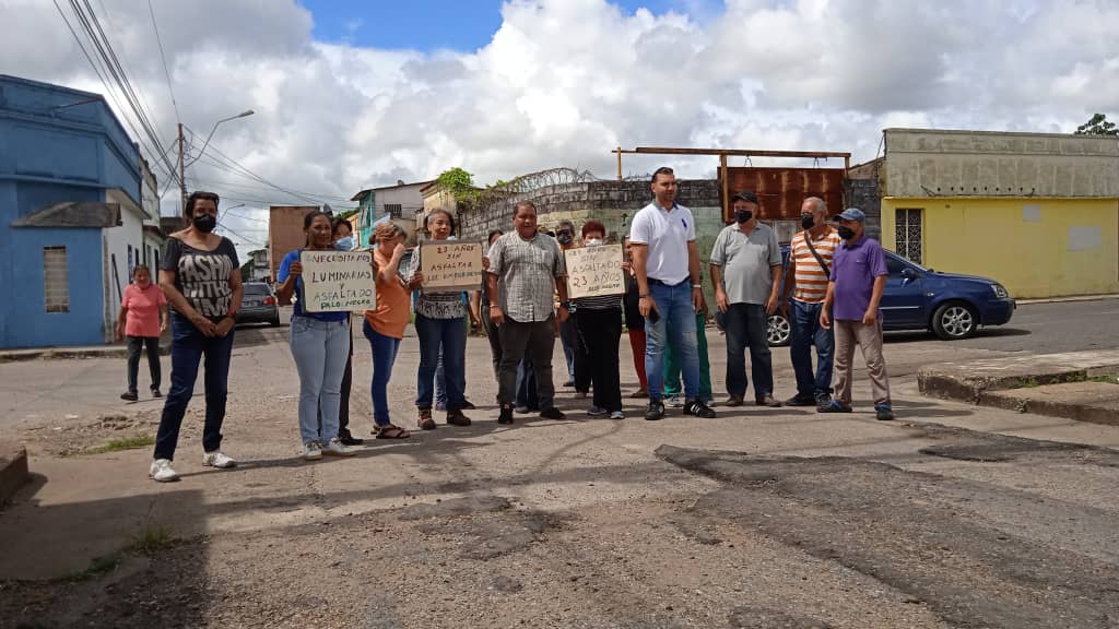 Exigen alumbrado público y seguridad en Palo Negro