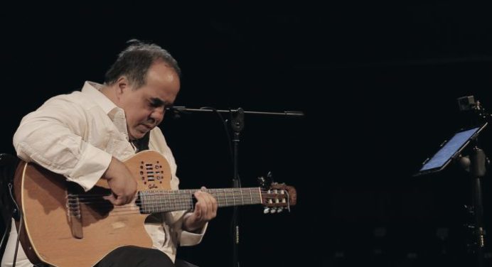 Falleció el guitarrista venezolano Aquiles Báez
