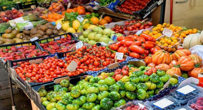 FAO: Precios mundiales de los alimentos siguen bajando en agosto