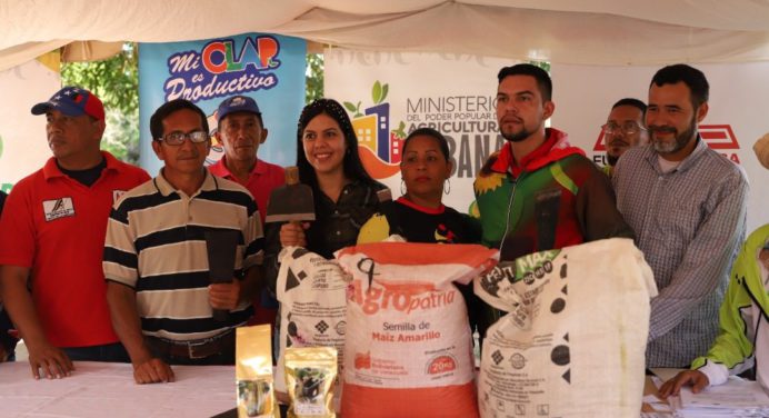 Fundación Ciara entrega insumos para labor agrícola de 12 Clap productivos en Monagas