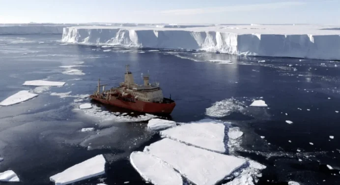 ¡Advertencia! «Glaciar del juicio final» a punto de desprenderse en la Antártida