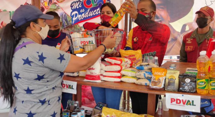 Gobierno Bolivariano distribuyó alimentos a más de 500 familias de Las Cocuizas
