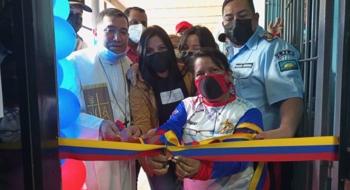 Gobierno Bolivariano inauguró nueva sucursal de Farma Patria en Polimonagas