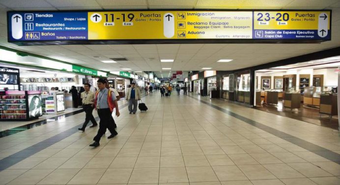 Grupo de venezolanos es retenido en Panamá por visados fraudulentos