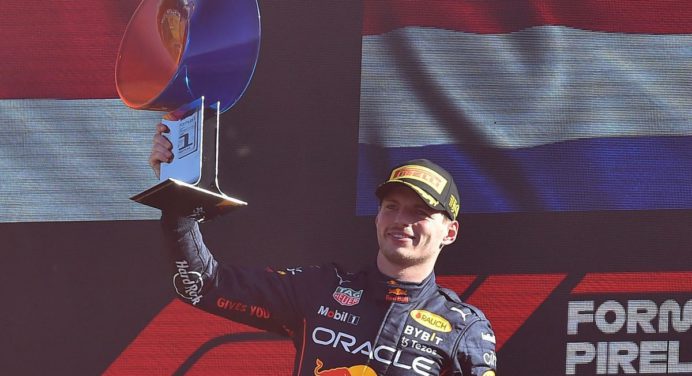 Max Verstappen remontó en Monza y se llevó el Gran Premio de Italia