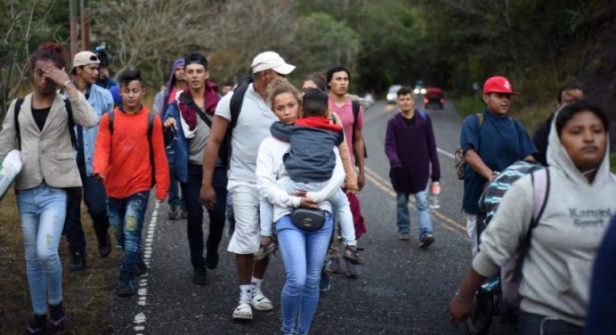 Migrantes venezolanos denuncian atropellos en frontera de Honduras