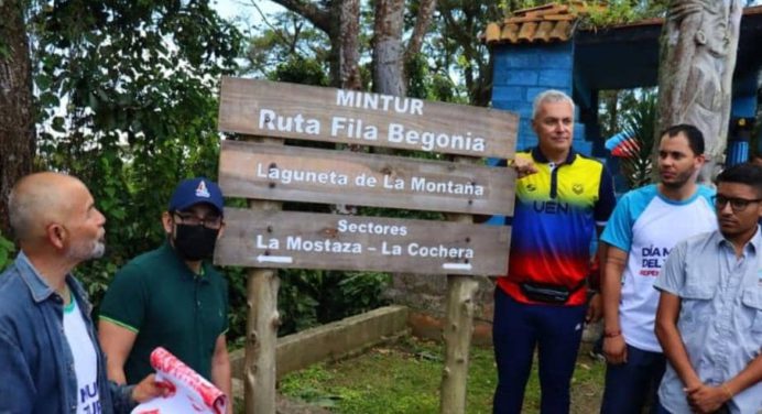 Mintur entregó certificación de la Ruta Turística Comunitaria “Fila Begonia”