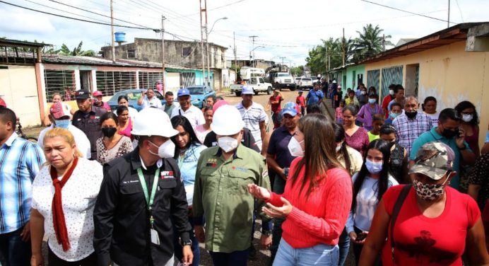 Nueve calles en Doña Menca I fueron iluminadas a través del 1×10 del Buen Gobierno