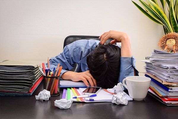 productividad toxica o adicto al trabajo conozca los 7 puntos para no caer en eso laverdaddemonagas.com adiccion al trabajo